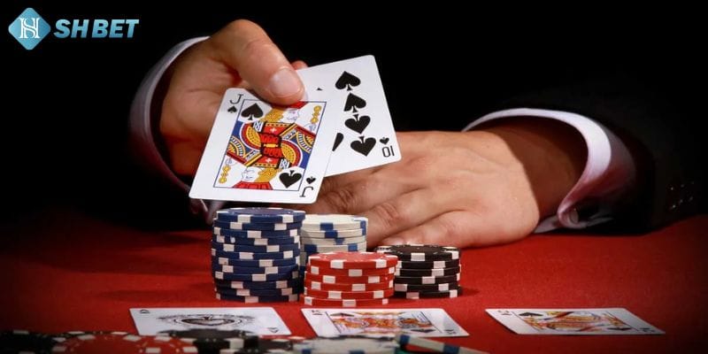 Chiến thuật và mẹo chơi poker hiệu quả